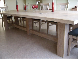 Eiken tafel - 365 x 120 blad 4,5 dik. Afgewerkt in white wash